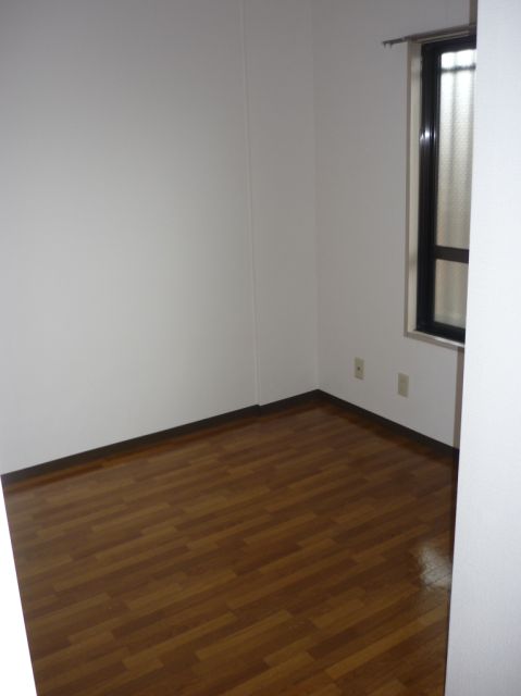 居室・リビング　洋間