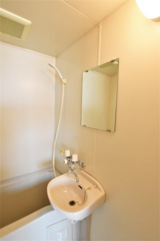 洗面設備　同物件、類似間取りのイメージ写真です