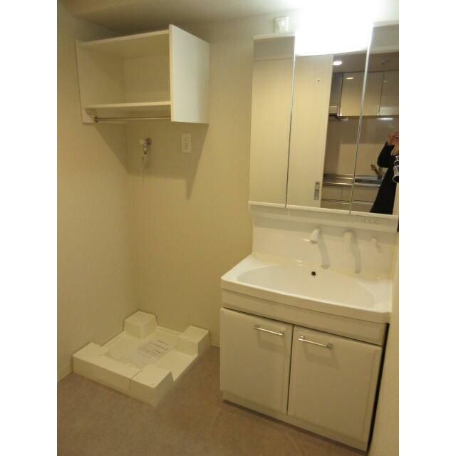 洗面設備　６０２号室