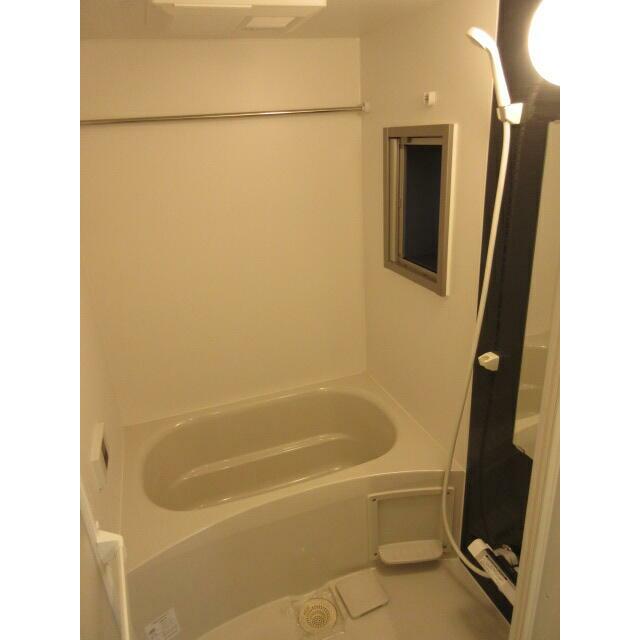 バス・シャワールーム　６０２号室