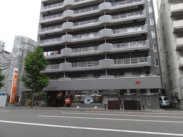 郵便局　札幌北一条西郵便局（郵便局）まで357m