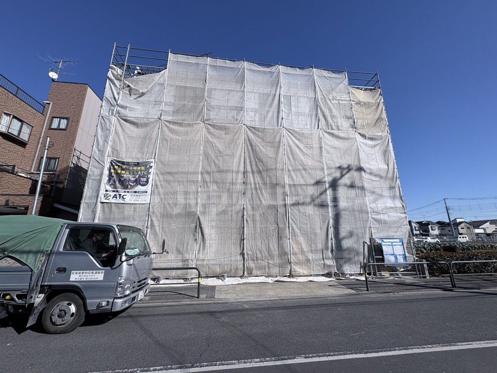 建物外観　駐車場