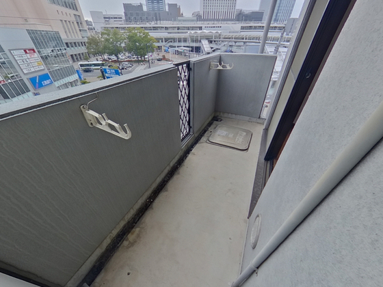 バルコニー　※別部屋の写真です
