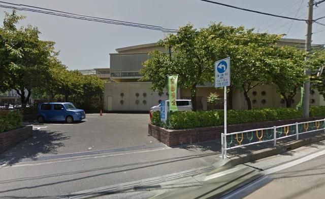 小学校　夢の丘小学校（小学校）まで1060m