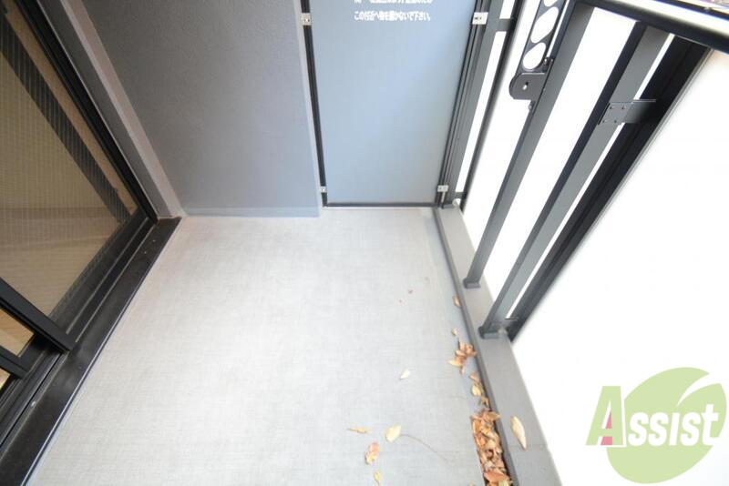 バルコニー　洗濯物もたっぷり干せるバルコニーです。