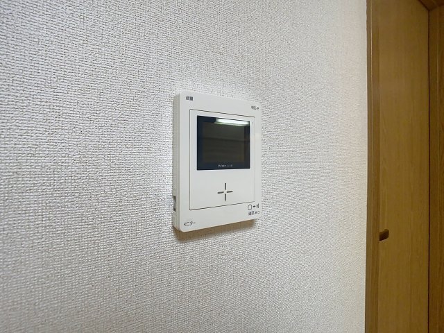 セキュリティ　掲載写真は同型の左右反転の部屋を掲載しております。仕様等が異