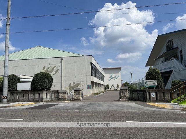 中学校　北部中学校（中学校）まで1709m