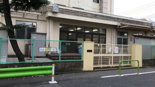 小学校　徳持小学校（小学校）まで990m