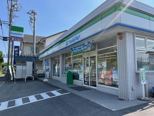 コンビニ　ファミリーマート三好丘桜店（コンビニ）まで685m