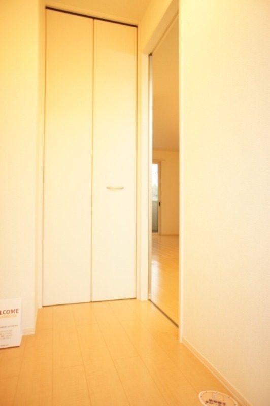 玄関　図面と現状に相違がある場合には現状を優先