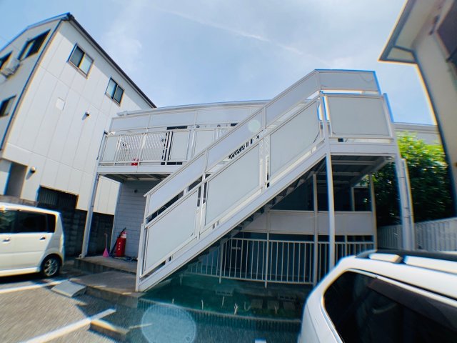 建物外観　モニター付きインターホン完備☆