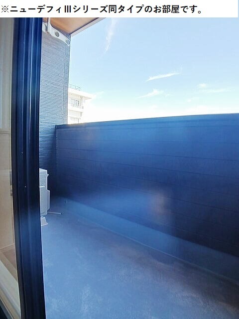 バルコニー　バルコニー