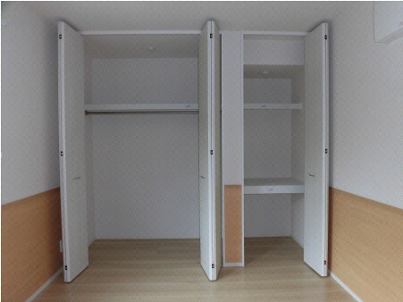 収納　クローゼット