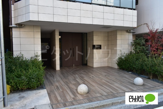 エントランス　エントランス