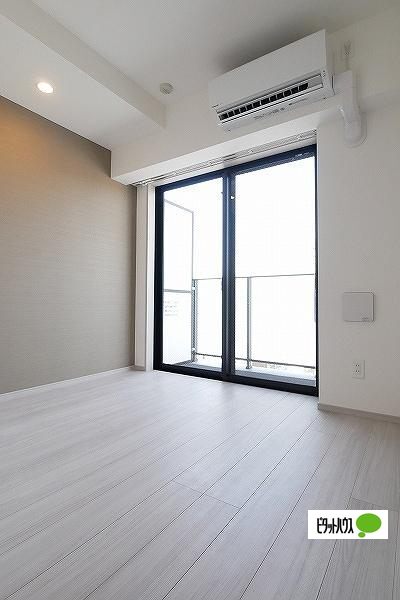 居室・リビング　フローリングです♪