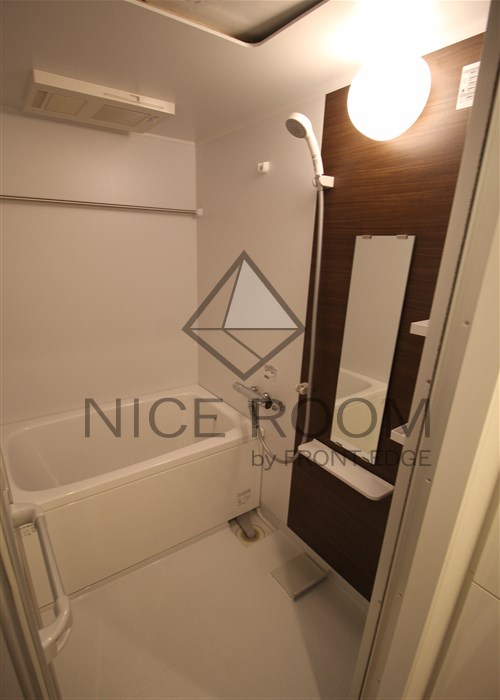 バス・シャワールーム　ジオエント新町　風呂