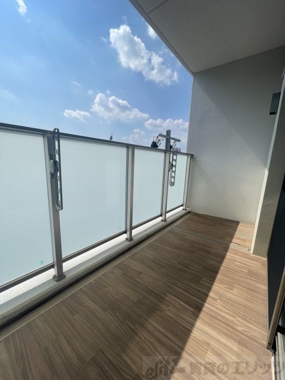 バルコニー　バルコニー