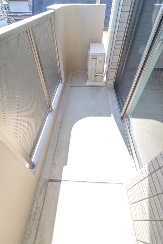 バルコニー　図面と現状に相違がある場合には現状を優先