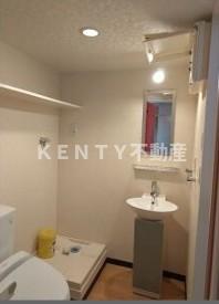 洗面設備　忙しい朝には欠かせない洗面所です