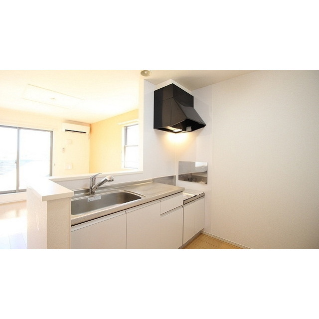 キッチン　キレイにメンテナンスされています