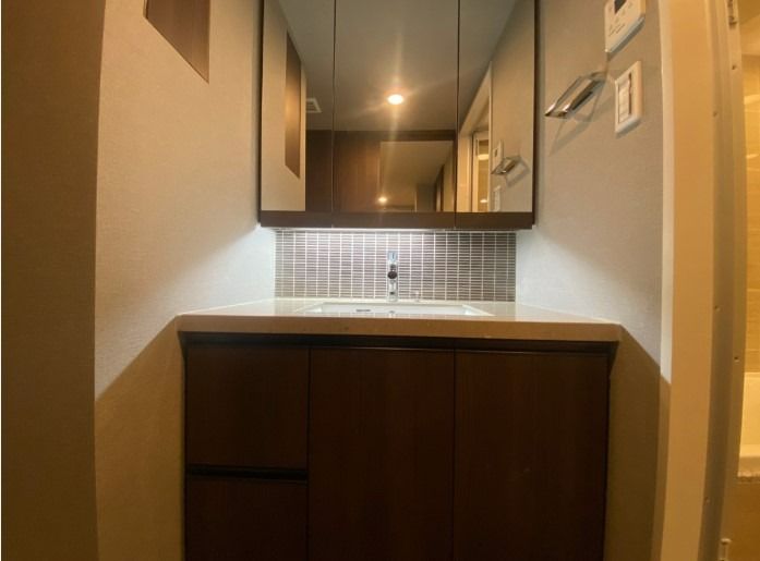 洗面設備　オーパスレジデンス南青山