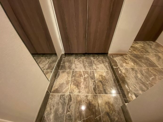 玄関　オーパスレジデンス南青山