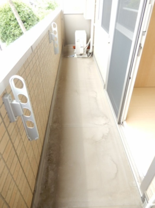 バルコニー　図面と現状に相違がある場合には現状を優先