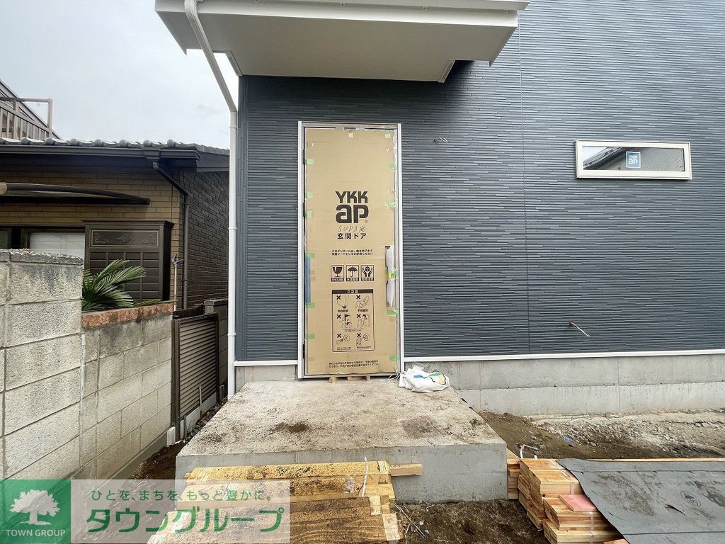 エントランス　外観