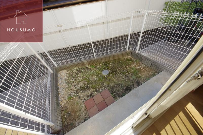 バルコニー　バルコニー付きです