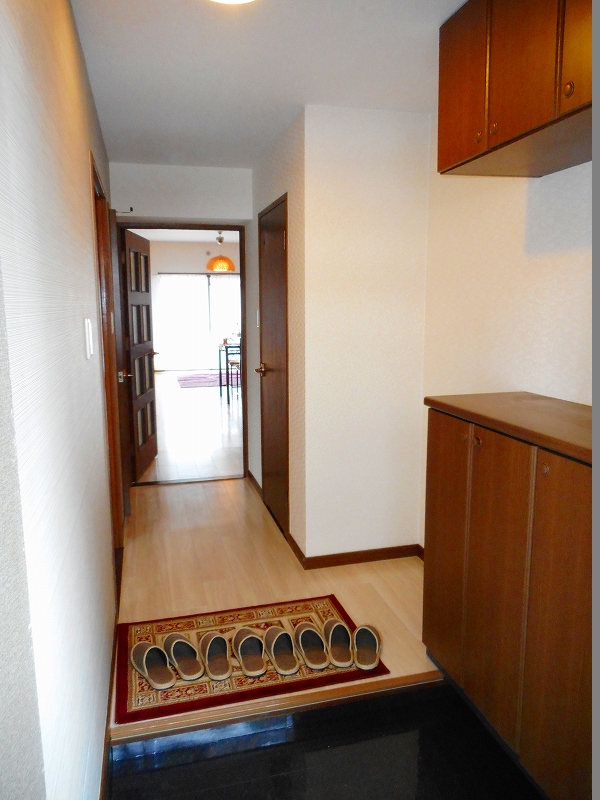 玄関　モデルルーム設置してます♪是非ご内覧下さい！