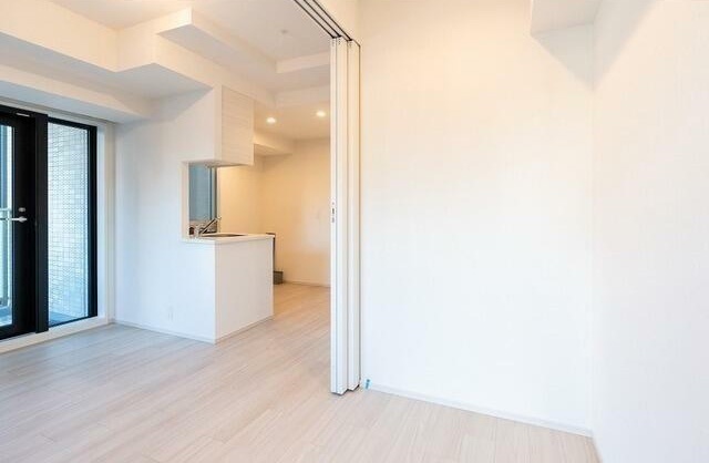 居室・リビング　対面式キッチン