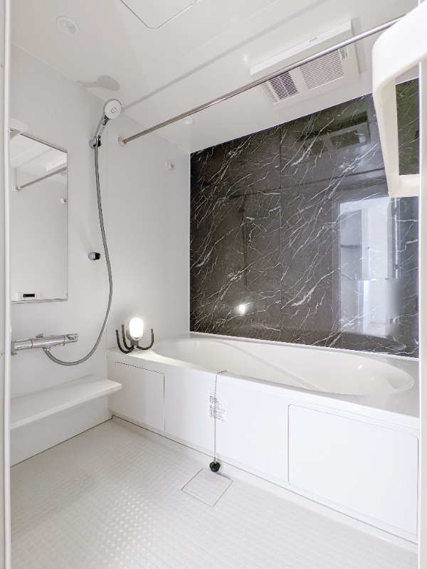 バス・シャワールーム　図面と現状に相違がある場合には現状を優先