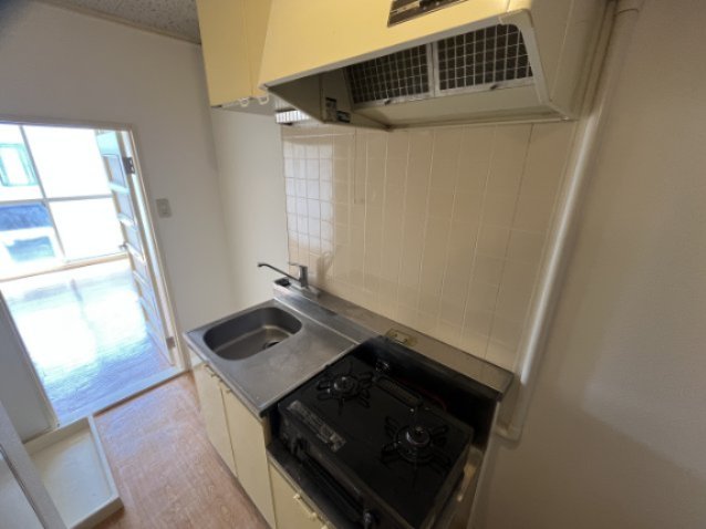 キッチン　※別部屋写真参考※