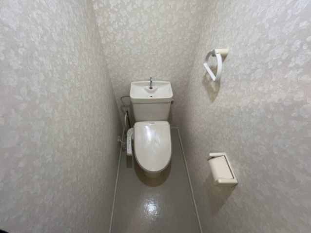 トイレ　※別部屋写真参考※