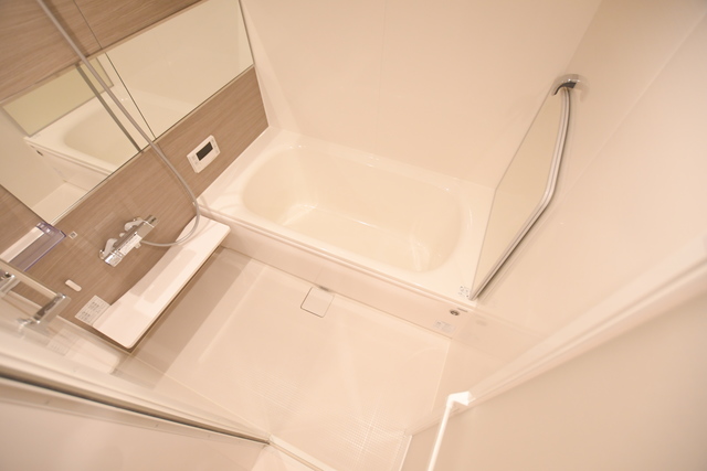 バス・シャワールーム　風呂