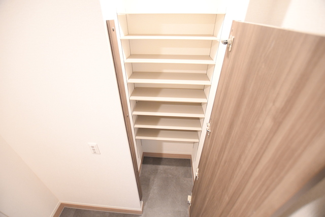 収納　シューズボックス