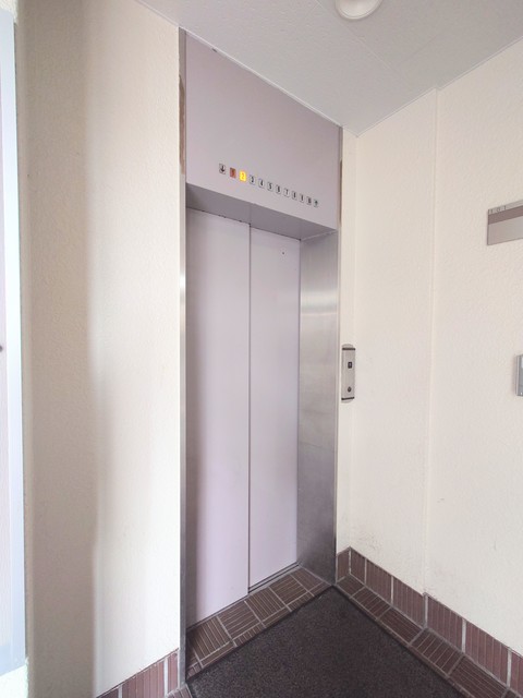 その他部屋・スペース　洋室６帖＋洋室４．５帖です