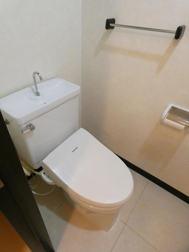 トイレ　トイレ