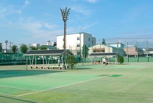 公園　谷河内テニスコート（公園）まで1290m