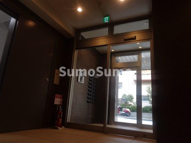 エントランス　清潔なエントランスです