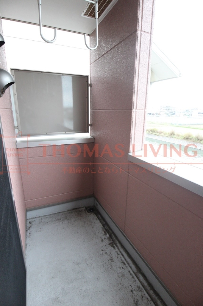 バルコニー　広めのバルコニーです。