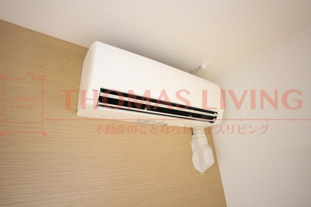 その他設備　リビングにはエアコンを完備。