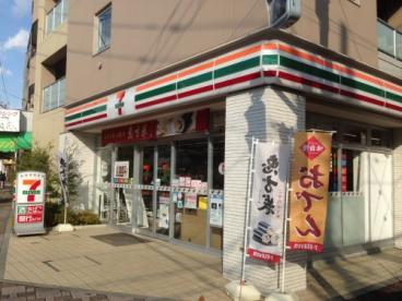 コンビニ　セブンイレブン 江東東陽5丁目店（コンビニ）まで231m