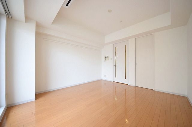 居室・リビング　★洋室８．１帖★