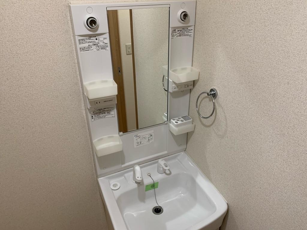 洗面設備　広い洗面スペース