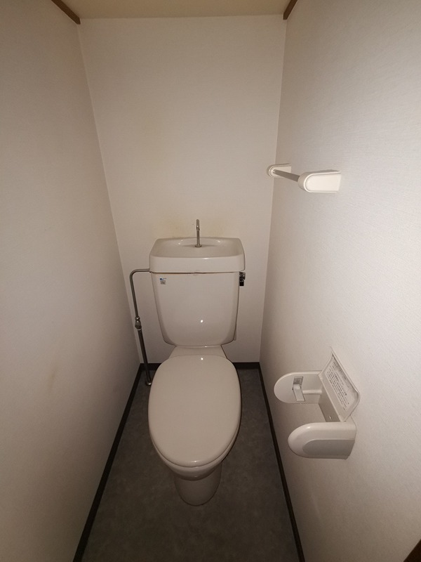 トイレ　別部屋参考