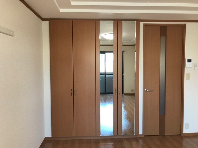 収納　クローゼット