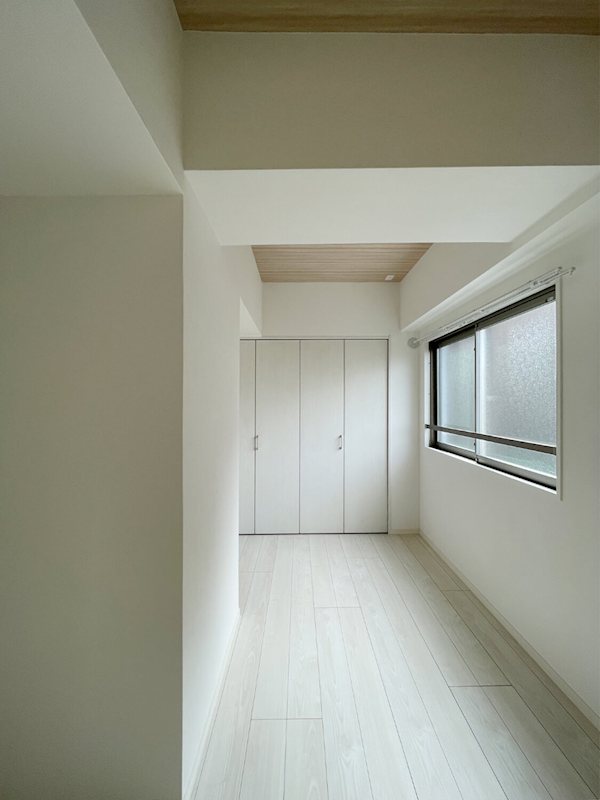 その他部屋・スペース　大型クローゼットがあります。