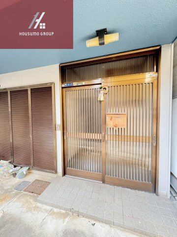 エントランス　清潔なエントランスです