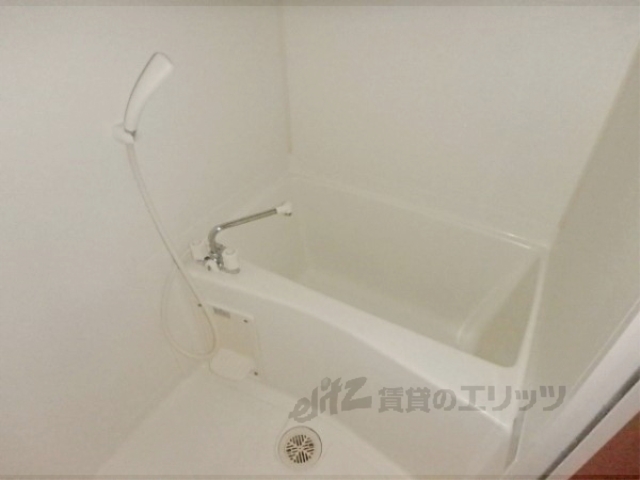 バス・シャワールーム　エアコン